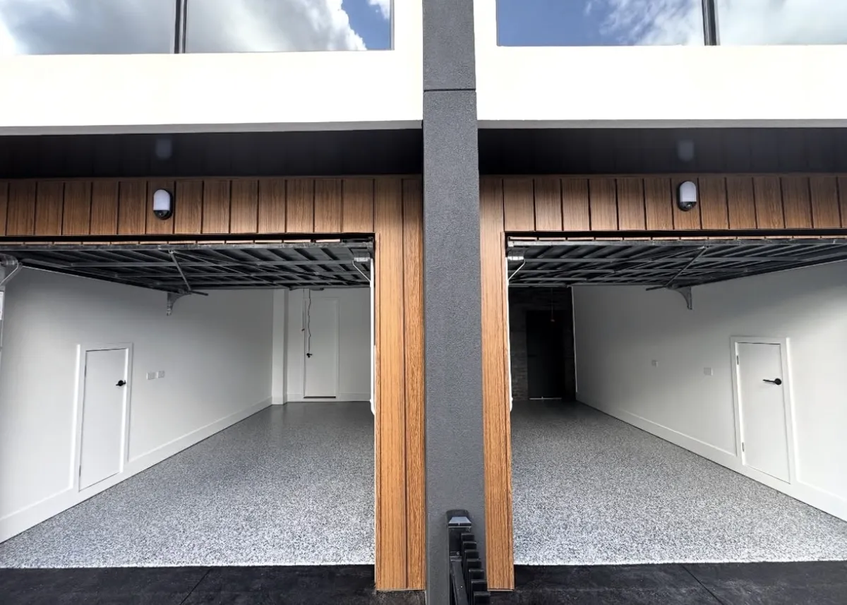 Multi-Color Flake Epoxy Floor System